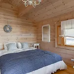 Kintaus Lakeside Villa